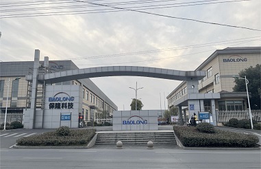 15101694437611964348